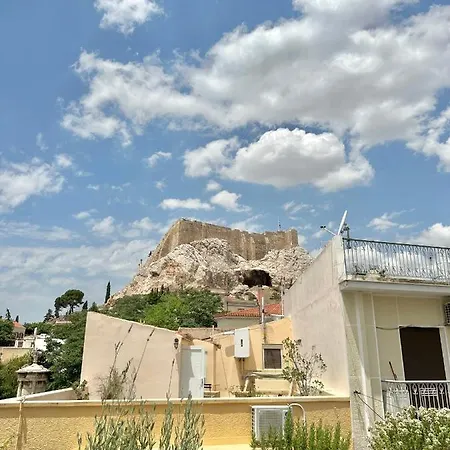 Step One | Luxury Right In The Heart Of Acropolis Next To Metro Station Apartament Ateny