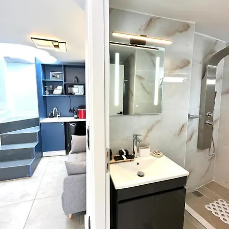 Apartament Step One | Luxury Right In The Heart Of Acropolis Next To Metro Station *