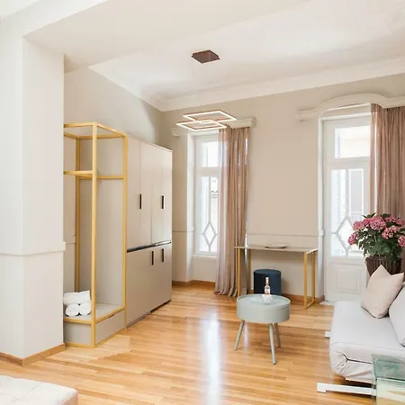 Step One | Luxury Right In The Heart Of Acropolis Next To Metro Station * Ateny