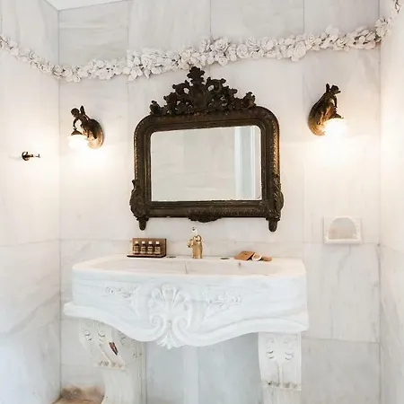 Step One | Luxury Right In The Heart Of Acropolis Next To Metro Station 公寓 *